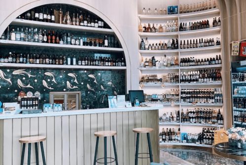 微醺經濟下酒庫與酒窖業(yè)態(tài)走紅，高端玩家開拓酒類批發(fā)新賽道